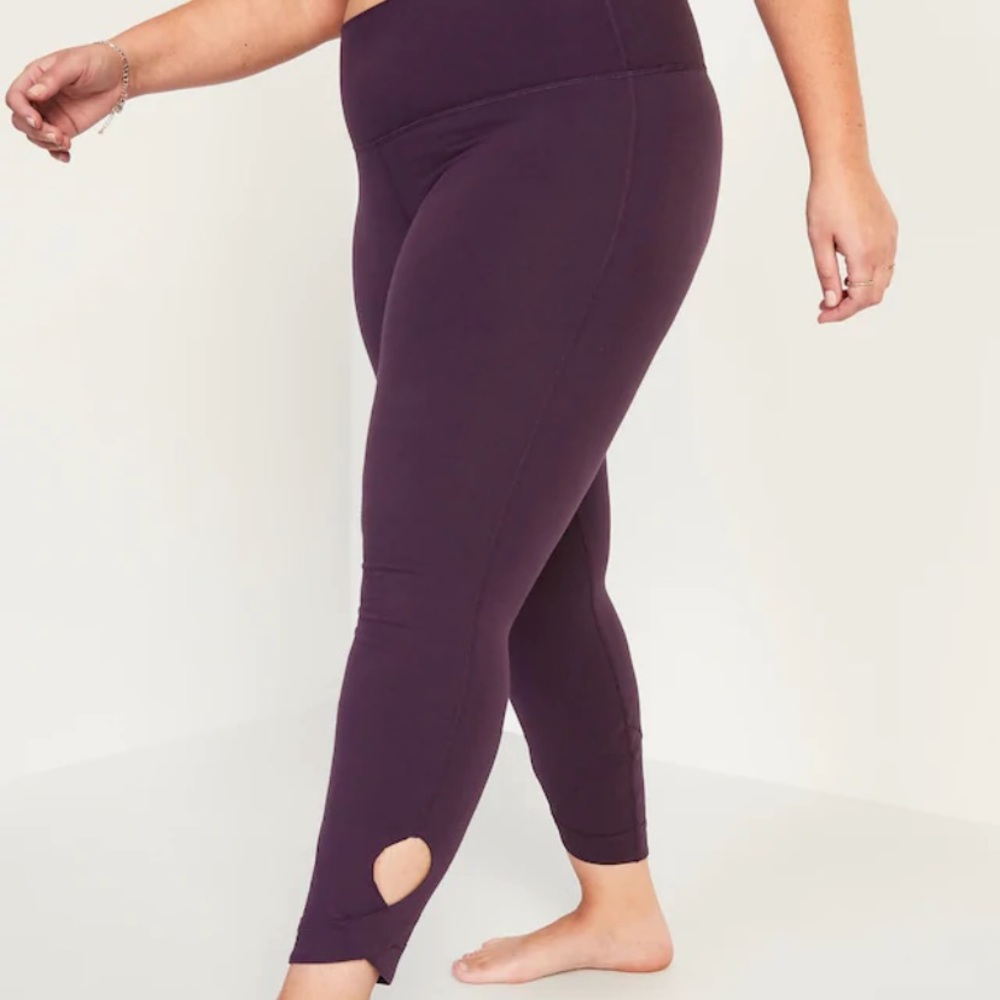High-Waisted Balance Keyhole 7/8 Leggings